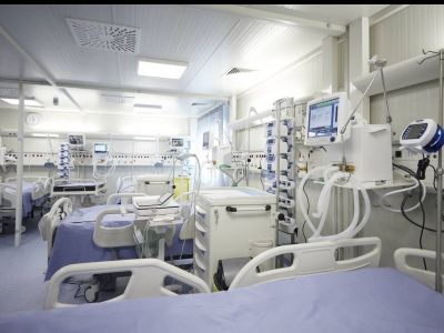 Παγώνη - Καπραβέλος προειδοποιούν για την πληρότητα στις κλίνες Covid: «Έχουμε πρόβλημα»