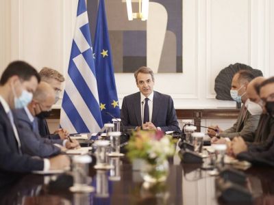 Μίκης Θεοδωράκης: Τριήμερο εθνικό πένθος κήρυξε ο Κυριάκος Μητσοτάκης