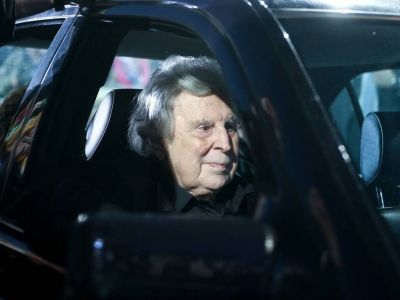 Μίκης Θεοδωράκης: Οριστική δικαστική απόφαση - Καμία ανάμειξη στην κηδεία από την οικογένεια
