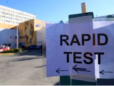 Συναγερμός για το ΑΧΕΠΑ: 10 οι εμβολιασμένοι υγειονομικοί με κορονοϊό – Σοβαρότερα μια νοσηλεύτρια