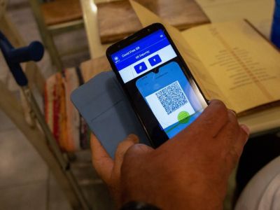 Μπαράζ ελέγχων για πλαστά πιστοποιητικά: Εισαγγελέας, πειθαρχικό, διαθεσιμότητα για τους παραβάτες