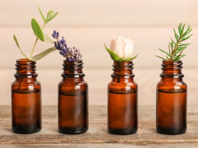 Βήχας & κρυολόγημα: 13 αιθέρια έλαια για να αντιμετωπίσετε τα συμπτώματα (εικόνες)