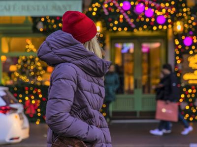 Θα ταξιδέψεις τα Χριστούγεννα; Δες τι πρέπει να οργανώνεις εν μέσω Covid