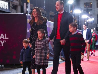Kate Middleton - Πρίγκιπας William: Δες τη νέα οικογενειακή τους φωτογραφία ενόψει Χριστουγέννων!