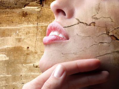 Με ποιες τροφές θα αντιμετωπίσετε την ξηρότητα της επιδερμίδας (εικόνες)