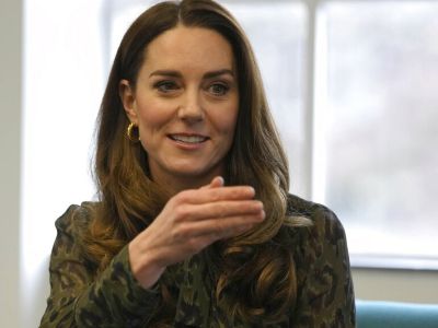 Είναι επίσημο! Η Kate Middleton πήρε τη θέση του πρίγκιπα Harry και ποζάρει με αθλητικές φόρμες