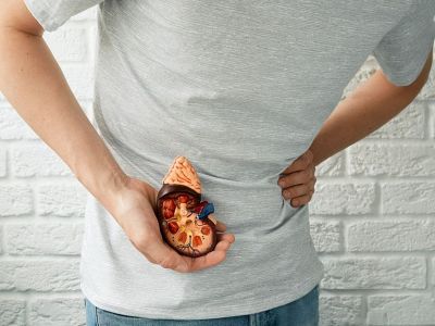 Κολικός του νεφρού: Αναγνωρίστε τον από τα συμπτώματα (εικόνες)