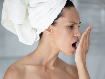 Κακοσμία στοματικής κοιλότητας: Πού οφείλεται και πώς αντιμετωπίζεται
