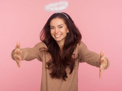 Ορμόνες: Πώς επηρεάζουν τη συμπεριφορά των γυναικών