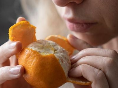 Η πλειονότητα των ασθενών με COVID-19 ανακτά πλήρη αίσθηση της όσφρησης ή της γεύσης εντός 2 ετών