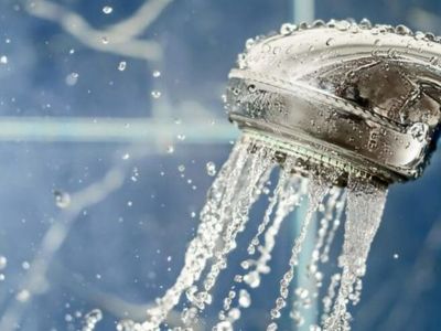 Μπορούν τα κρύα ντους να βοηθήσουν στην απώλεια βάρους;