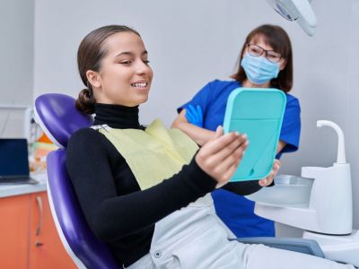 Υγιεινή δοντιών: Επαγγελματικός καθαρισμός ή καθημερινή φροντίδα;