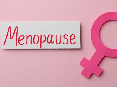 Ποιες τροφές και πόσο ανακουφίζουν από τα συμπτώματα της εμμηνόπαυσης