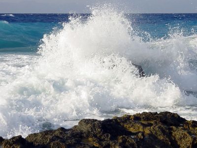 Ονειροκρίτης: Είδες στο όνειρό σου θάλασσα; Δες τι σημαίνει και ποιο μήνυμα κρύβει