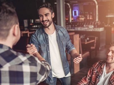 Ζώδια Σήμερα 11/11: Επαφές από τα παλιά