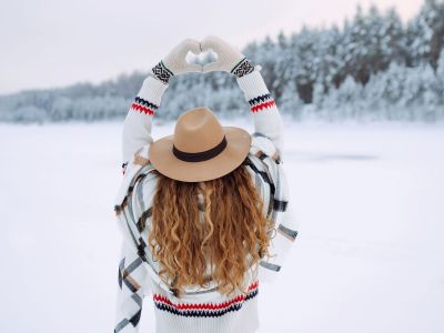 Ημερήσιες Προβλέψεις για όλα τα Ζώδια, 12/12/25: Συζητήσεις που ανοίγουν πόρτες