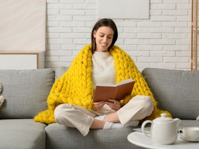 Ημερήσιες Προβλέψεις για όλα τα Ζώδια, 22/01/26: Παιχνίδια χειρισμού και αποκαλύψεις