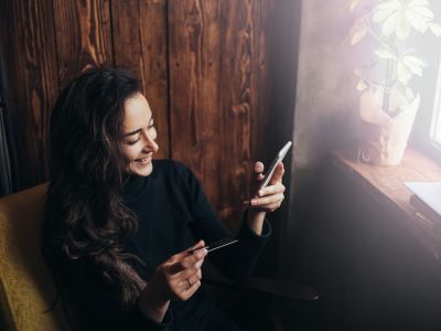 Ημερήσιες Προβλέψεις για όλα τα Ζώδια, 01/03/26: Δημιουργικότητα και σταθερότητα