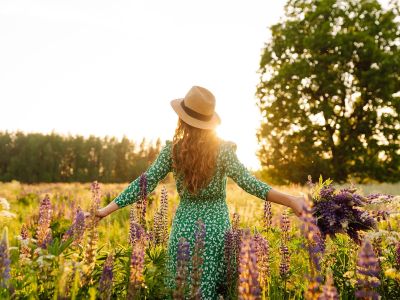 Ημερήσιες Προβλέψεις για όλα τα Ζώδια, 11/04/26: Βάθος και μεταμόρφωση