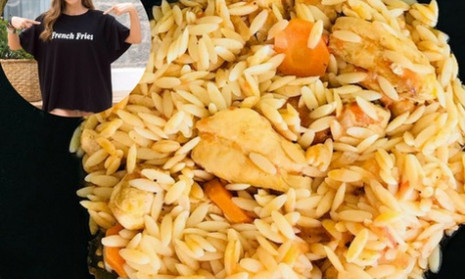 Το γιουβετσάκι με κοτόπουλο της Δέσποινας Βανδή και το μυστικό για να μη λασπώνει