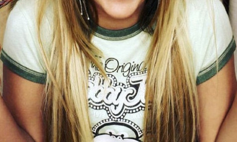 Παραμονή Χριστουγέννων ανακοίνωσε ότι είναι έγκυος η σταρ