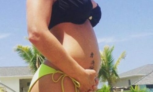 Ο απόλυτος αυτοσαρκασμός: Και όμως η σταρ δεν είναι έγκυος, απλά παράφαγε