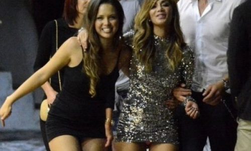 Οι εικόνες της ντροπής: Η Nicole Scherzinger διασύρεται στην Μύκονο