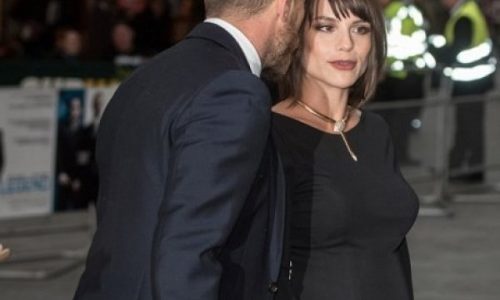 Baby news: Το σέξι διάσημο ζευγάρι περιμένει το πρώτο του παιδάκι