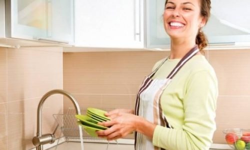 Το πλύσιμο των πιάτων είναι αγχολυτικό! Το λένε και οι επιστήμονες