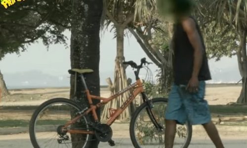 Μια του κλέφτη, δυο του κλέφτη… Δείτε τι έπαθαν όταν έβαλαν στο μάτι αυτό το ποδήλατο! (video)