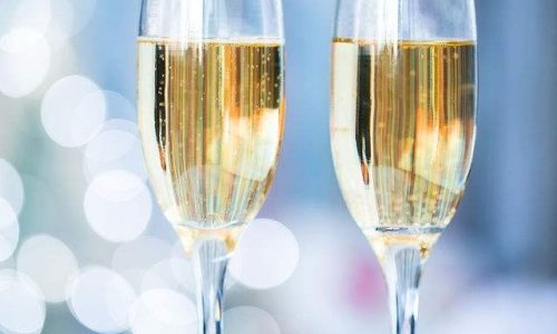 Αλκοόλ & δίαιτα: Πέντε tips για να τα συνδυάσεις