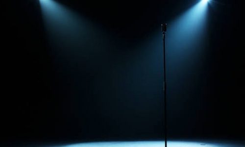 Δύσκολες ώρες για διάσημη τραγουδίστρια: Χαροπαλεύει στο νοσοκομείο (vids)