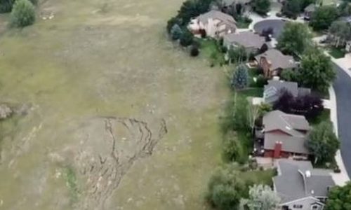Άνοιξε στα δύο η γη στη Λούισβιλ των ΗΠΑ: Σοβαρός κίνδυνος κατολίσθησης (vid)