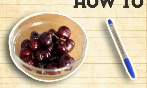 Άκης Πετρετζίκης: Πώς βγάζουμε τα κουκούτσια από τα κεράσια μας