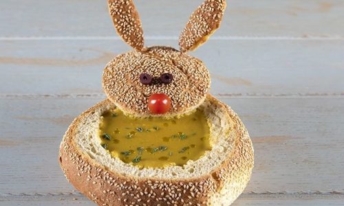 Συνταγή για παιδική σούπα λαχανικών από τον Άκη Πετρετζίκη