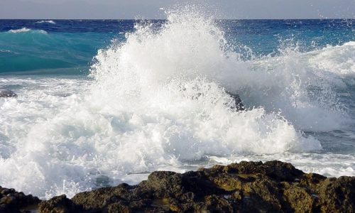 Ονειροκρίτης: Είδες στο όνειρό σου θάλασσα; Δες τι σημαίνει και ποιο μήνυμα κρύβει