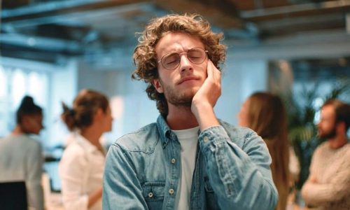 Τα ζώδια που υποφέρουν όταν πρέπει να συναναστραφούν με ανθρώπους που τους φαίνονται ανόητοι