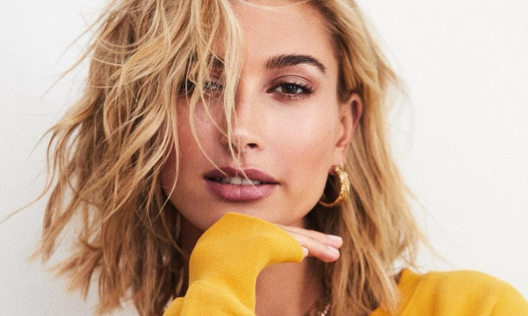 Δες το τρομερό δώρο που έλαβε η Hailey Baldwin για τα γενέθλια της