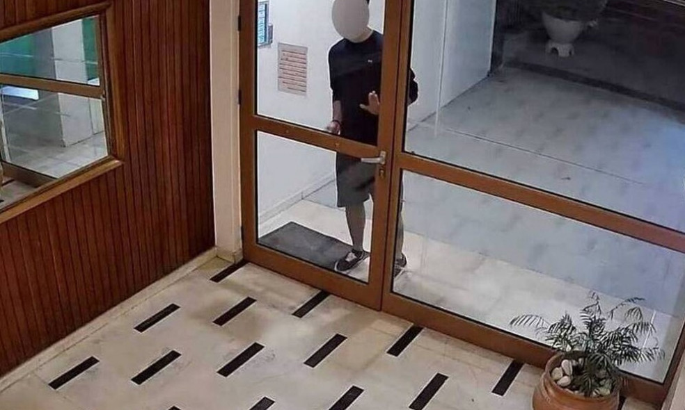 Νέα Σμύρνη: Δίωξη για δύο απόπειρες βιασμού στον 22χρονο «σάτυρο»