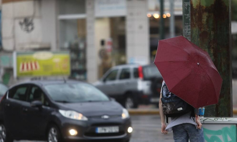 Καιρός: Πότε ξεκινούν και πού θα χτυπήσουν οι καταιγίδες – Σε δύο ατμοσφαιρικά βουνά η Ελλάδα