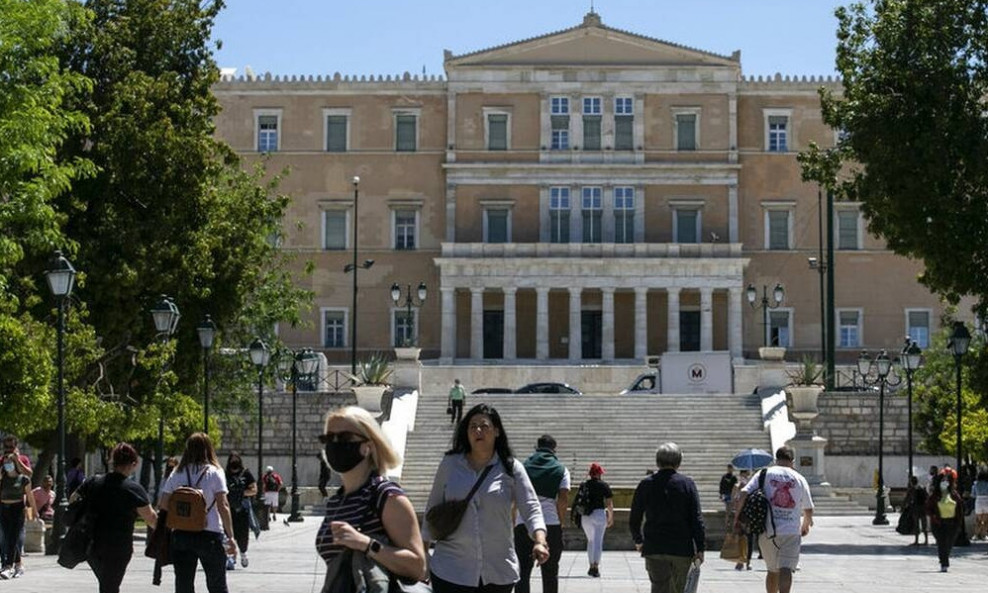 Crash test 6 εβδομάδων για την κυβέρνηση - Το τείχος ανόσιας και οι υποχρεωτικοί εμβολιασμοί