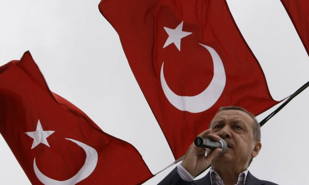 Νέο προκλητικό δημοσίευμα από τη Γενί Σαφάκ: «Στην Ελλάδα είναι έγκλημα να δηλώνεις Τούρκος»