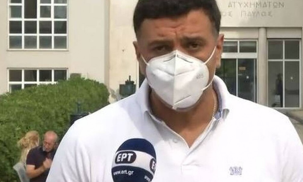 Κικίλιας: 9 με τραύματα και αναπνευστικά προβλήματα από τη φωτιά στην Αττική, 11 στην Εύβοια