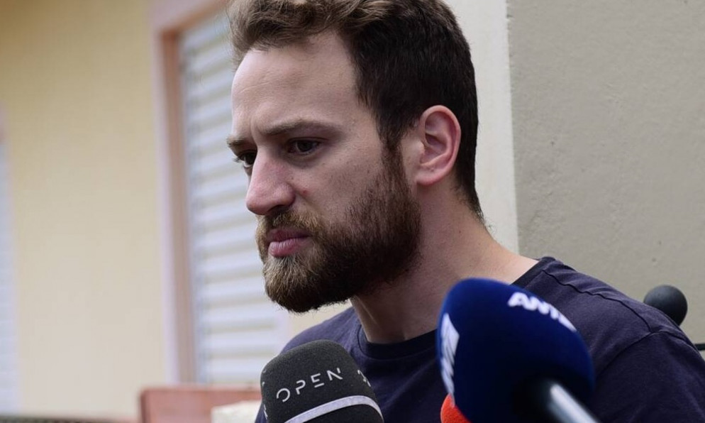 Γλυκά Νερά: Νέες αποκαλύψεις - Τι έδωσε στον πιλότο η μητέρα της Καρολάιν 10 μέρες πριν τη δολοφονία