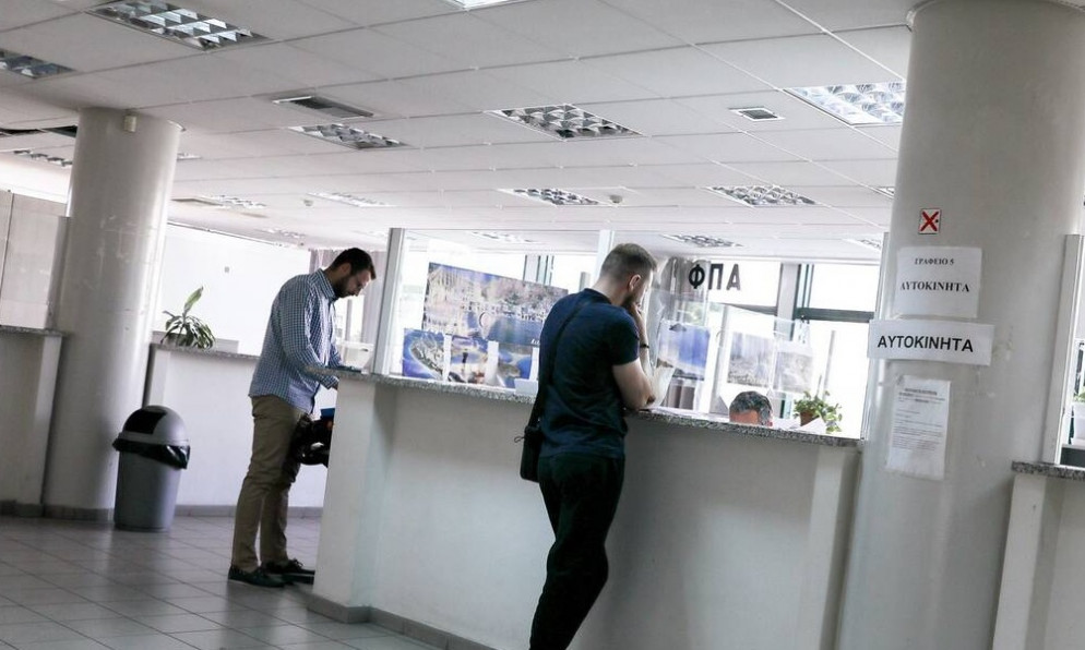 Προσλήψεις στο Δημόσιο: Ανοίγουν 2.000 θέσεις τον Αύγουστο - Ποιους αφορούν