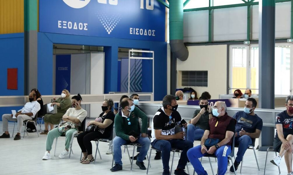 Εμβολιασμένοι - Ανεμβολίαστοι: Η «ακτινογραφία» των δυο στρατοπέδων στην έρευνα της Καπα Research