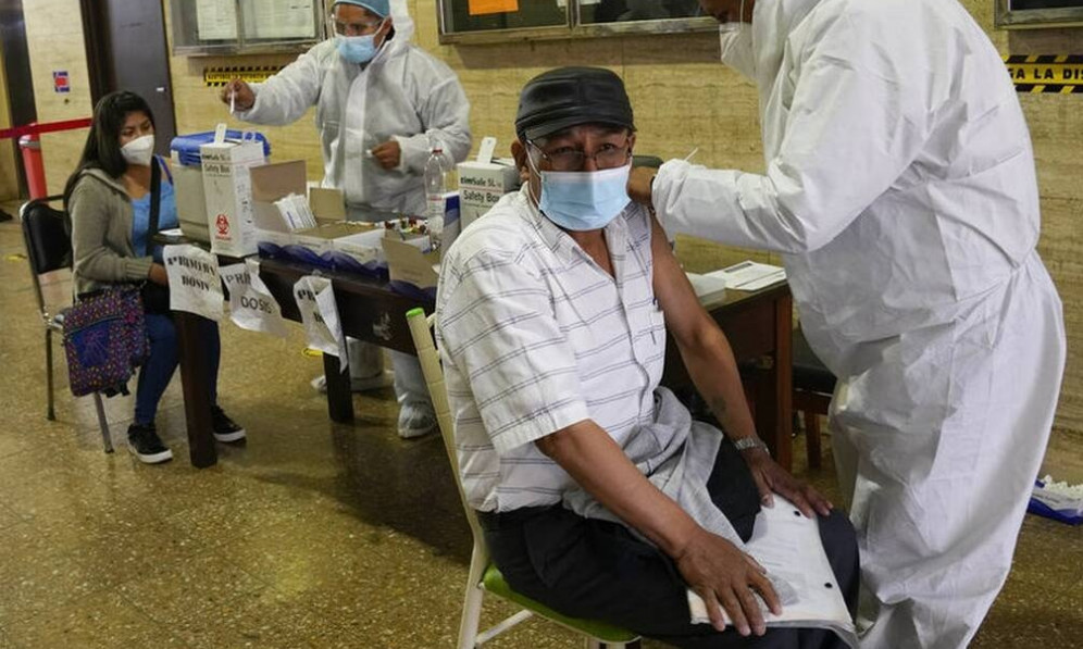 Από την Άλφα ως τη Δέλτα: Ποιες είναι οι παραλλαγές που προκαλούν ανησυχία και γιατί