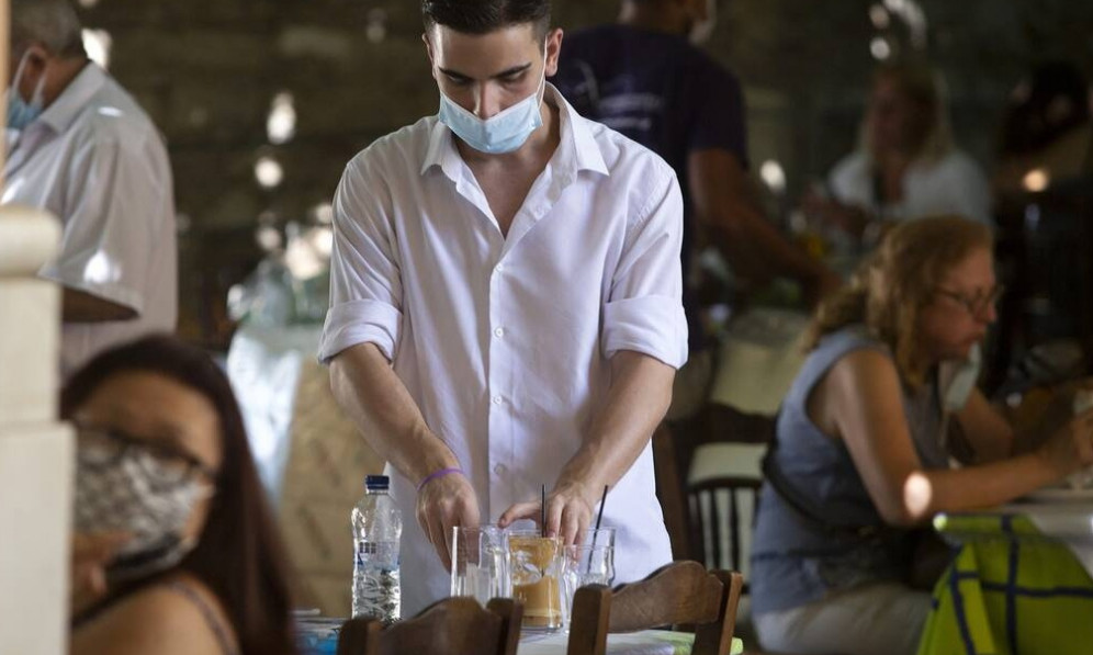 Rapid test: Βγήκε το ΦΕΚ για το πλαφόν στην τιμή τους – Έρχονται τα νέα μέτρα για κλειστούς χώρους