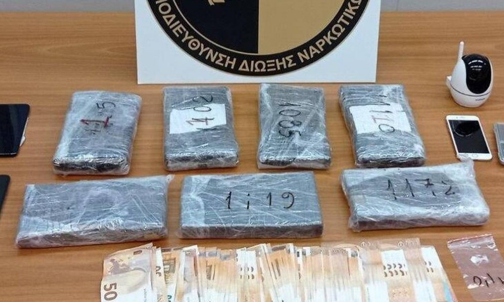 Σύλληψη μοντέλου για κοκαΐνη: Ψάχνουν τα «μεγάλα κεφάλια» - «Δύσκολος στόχος» ο σύντροφός της