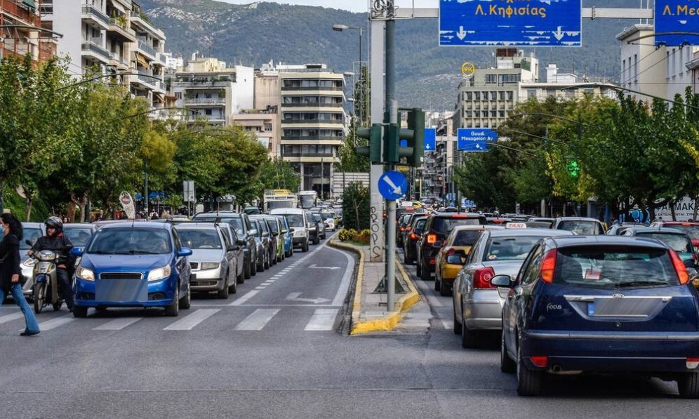 Τέλη κυκλοφορίας: Έρχονται τα ειδοποιητήρια - Ποιοι απαλλάσσονται, τσουχτερά πρόστιμα για παραβάτες